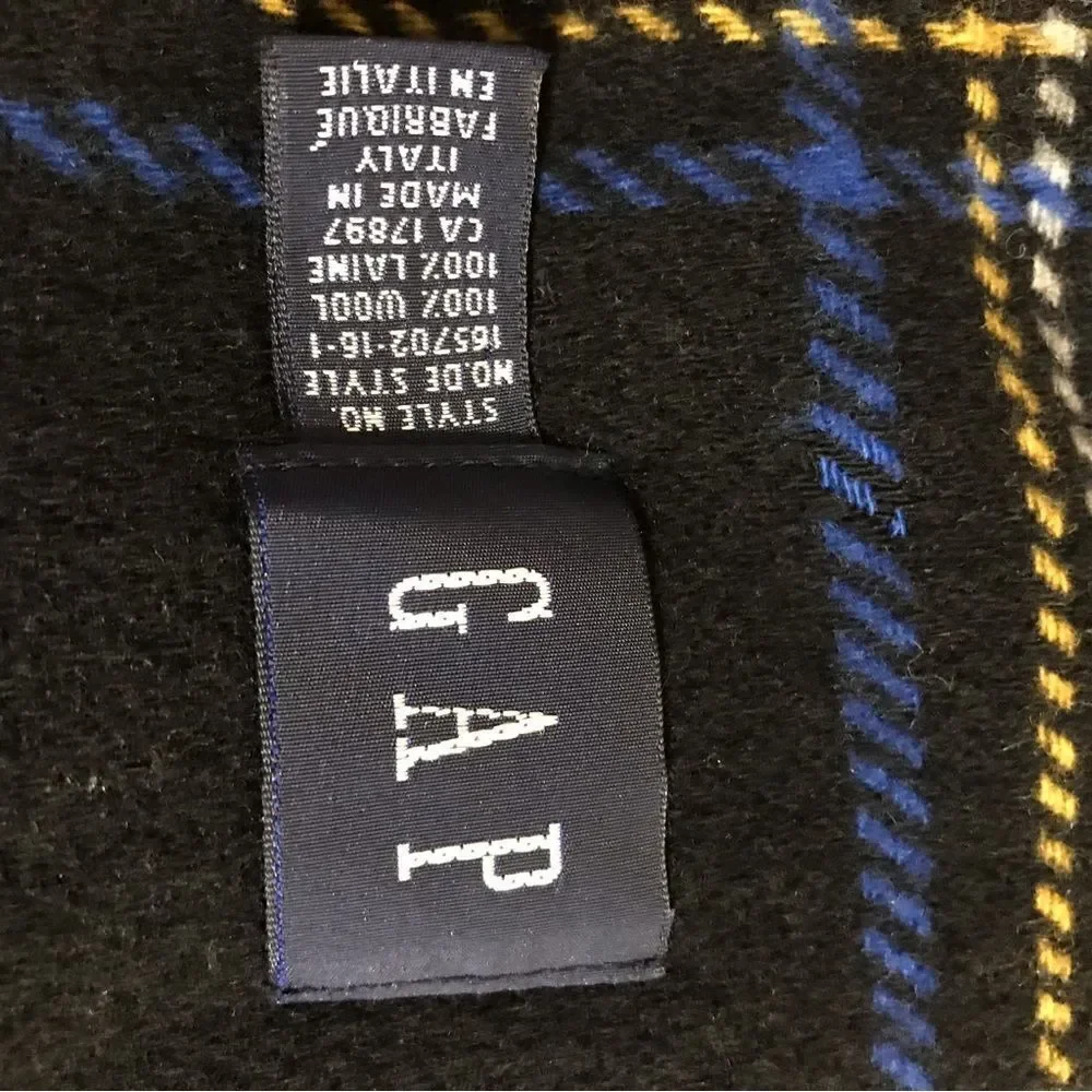 GAP 100% Wool Plaid Scarf - Picture 5 of 5